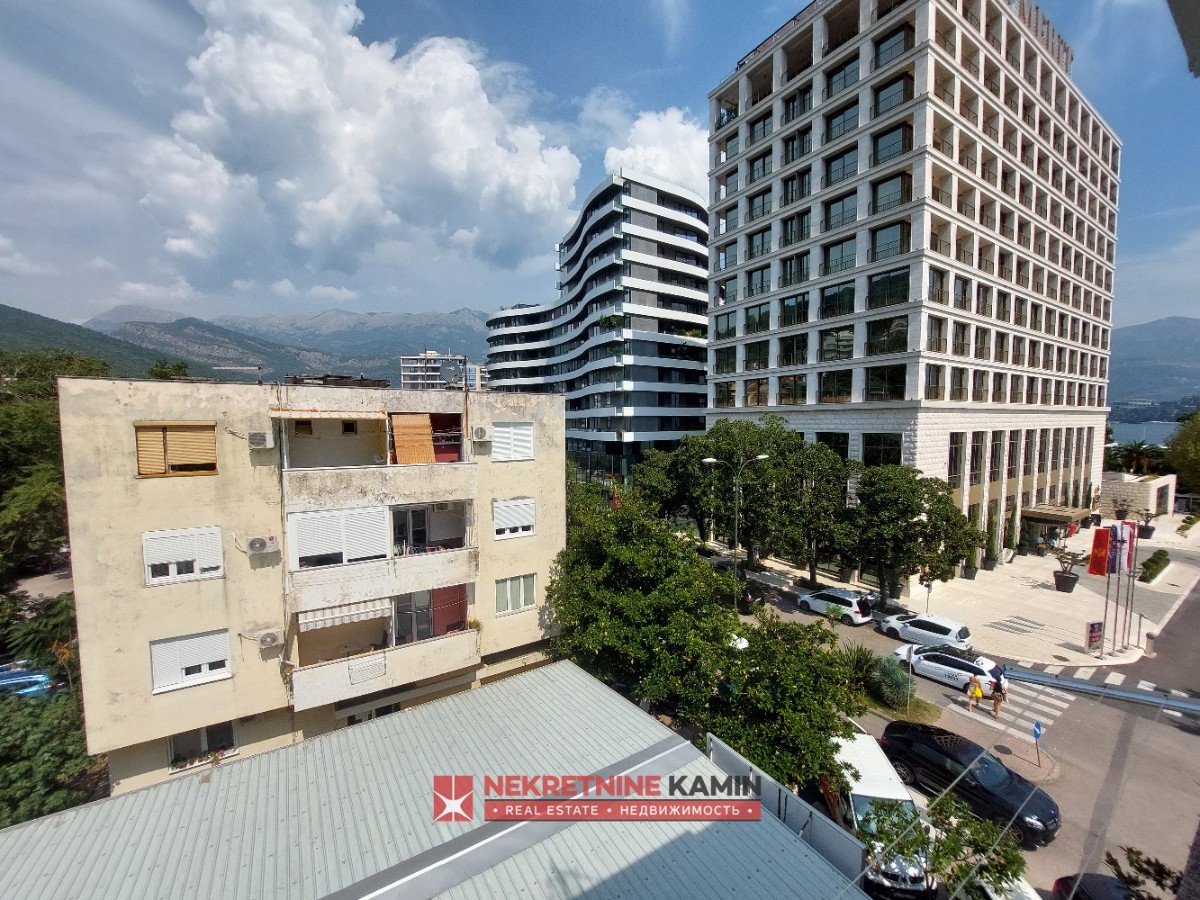One-Bedroom Apartment for Rent in the Very Centre near the Old Town, Budva